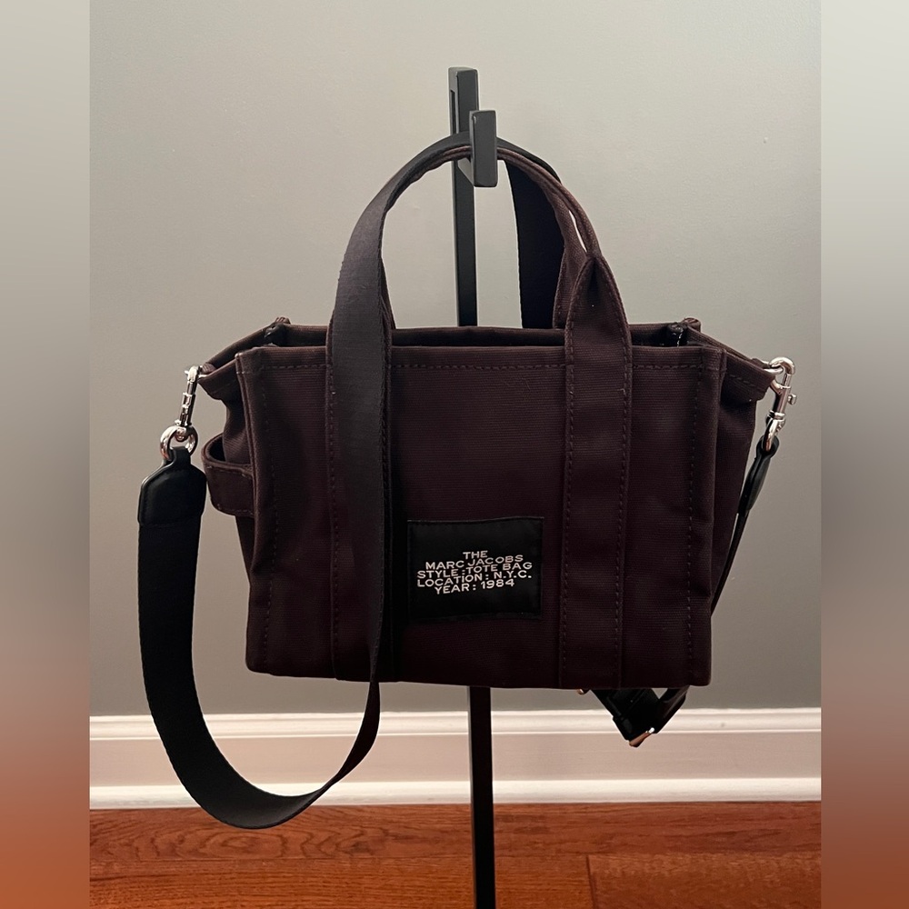 THE JACQUARD SMALL TOTE BAG BLACK - Picture 2 of 11